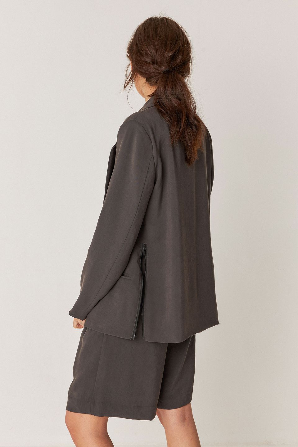 Blazer Mati dark khaki von SKFK