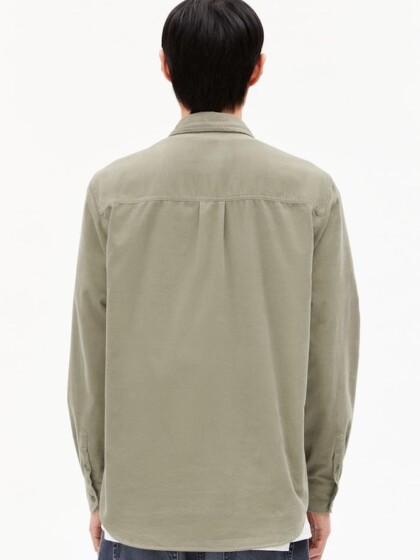 Hemd Saamy light sage von Armedangels