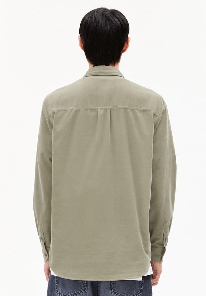 Hemd Saamy light sage von Armedangels