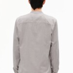 Hemd Tomaasas light sage von Armedangels