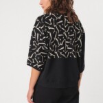 Shirt Nahiera black von SKFK