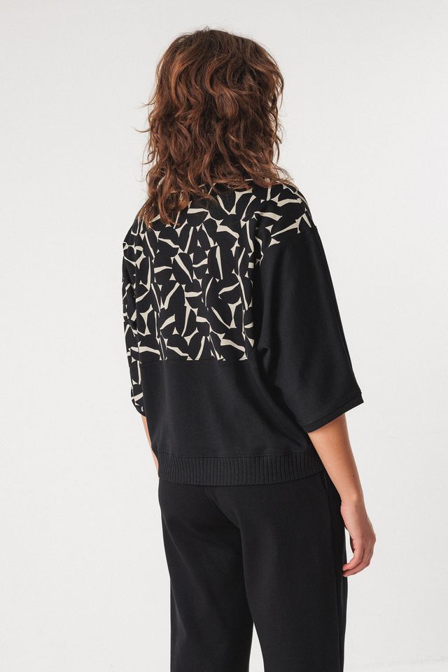 Shirt Nahiera black von SKFK