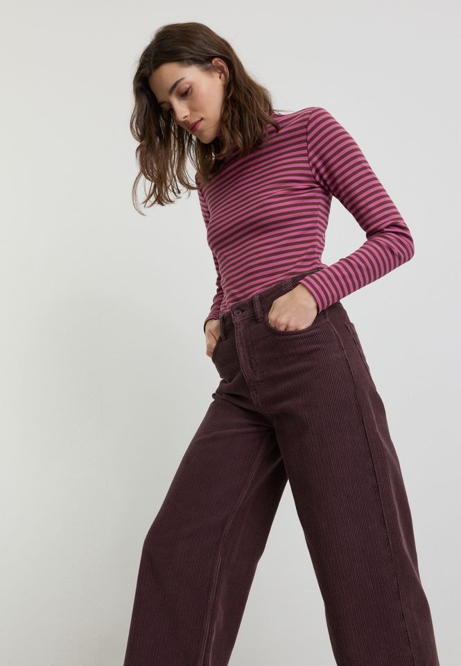 Hose Erica Corduroy dark plum von recolution