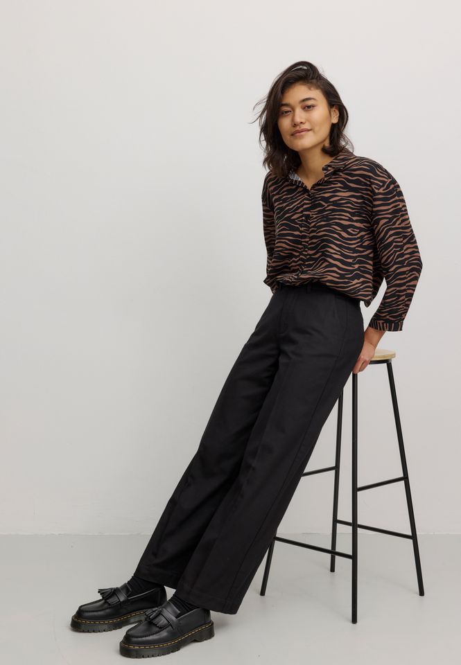 Hose Ligularia black von recolution Hose Ligularia black von recolution