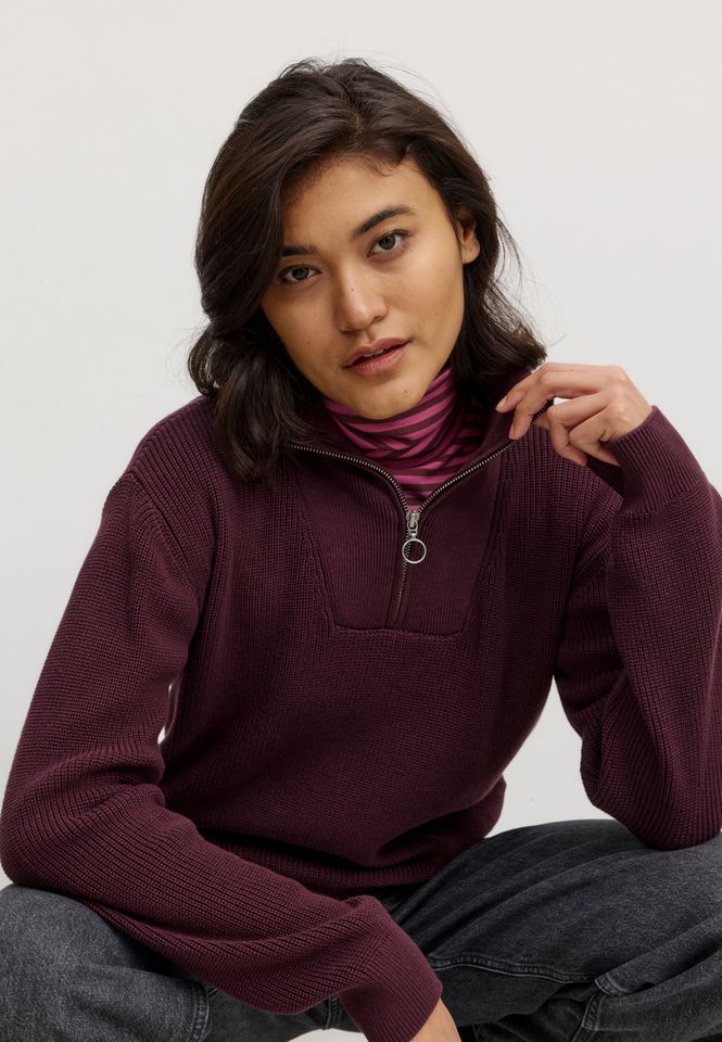 Troyer Nigella dark plum von recolution Troyer Nigella dark plum von recolution