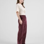 Hose Workwear Vara Corduroy fig von Dedicated. Hose Workwear Vara Corduroy fig von Dedicated.