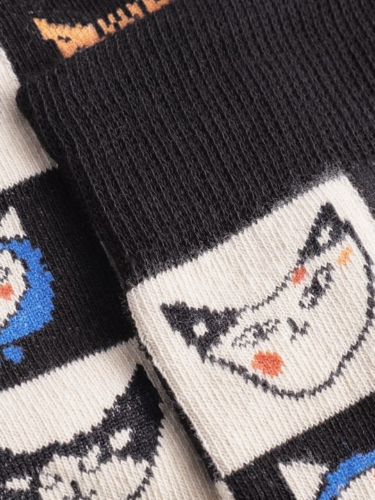 Socken Sigtuna Cat Bingo black von Dedicated.