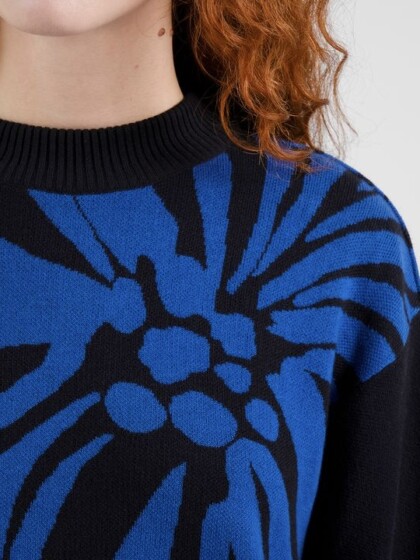 Sweater Limhamn Big Flower blue von Dedicated.