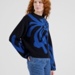 Sweater Limhamn Big Flower blue von Dedicated.