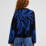 Sweater Limhamn Big Flower blue von Dedicated.