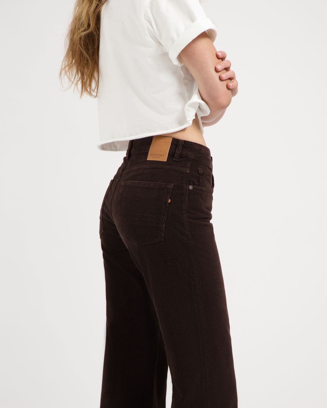 Kuyichi-Hose-Lena-Loose-Cord-deep-brown-6