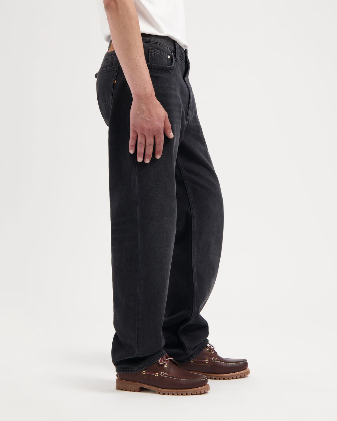 Jeans Larry Loose smoky noir von Kuyichi