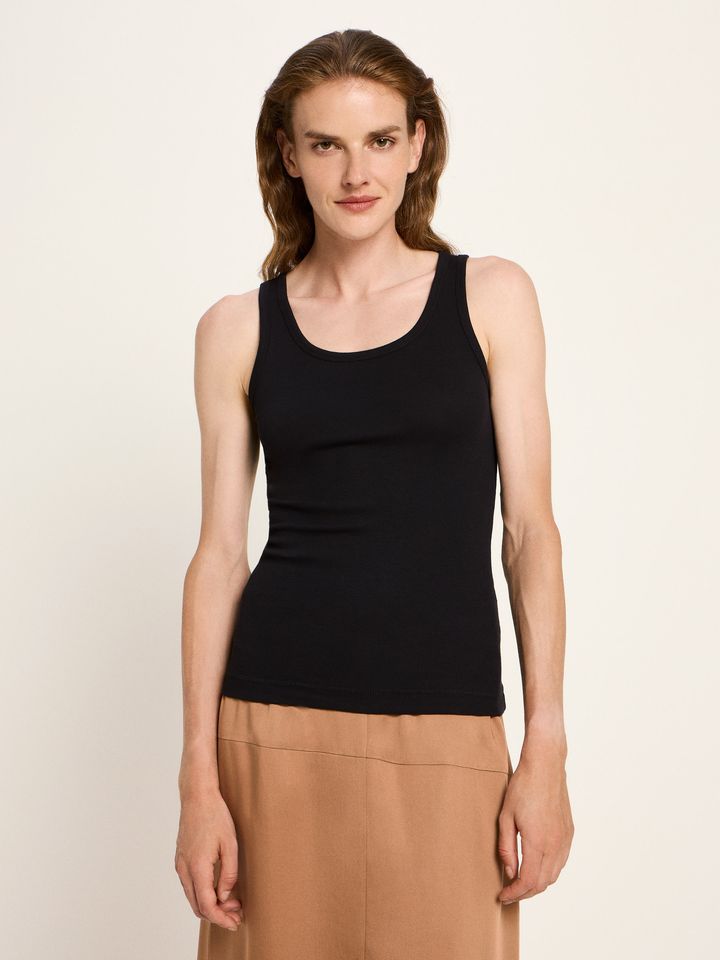Top black von Lanius