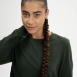 Longsleeve Aastha dunkelgrün von MELAWEAR