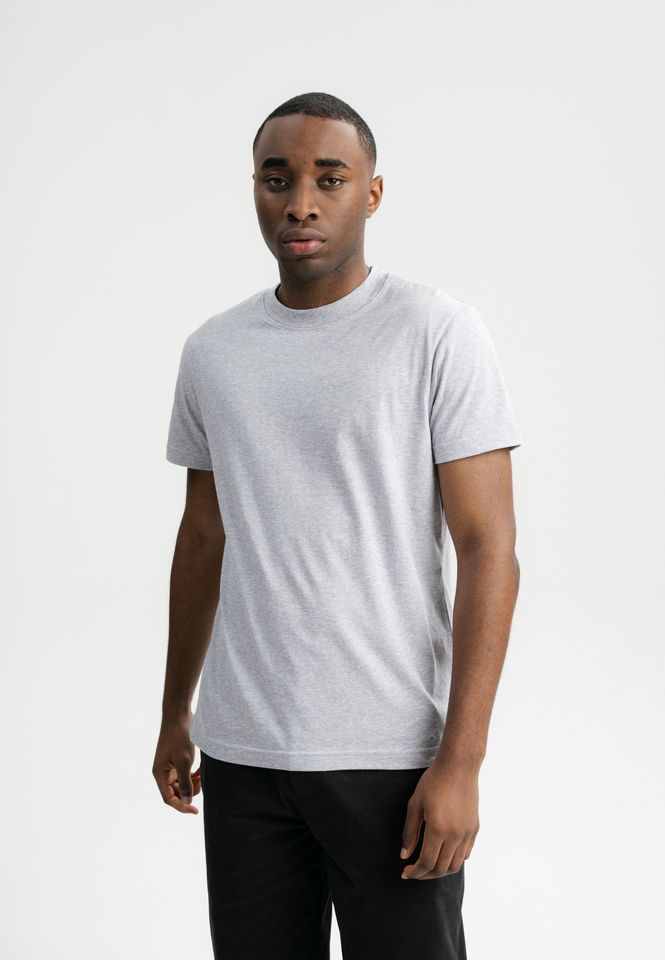 T-Shirt Avan grau-melange von MELAWEAR