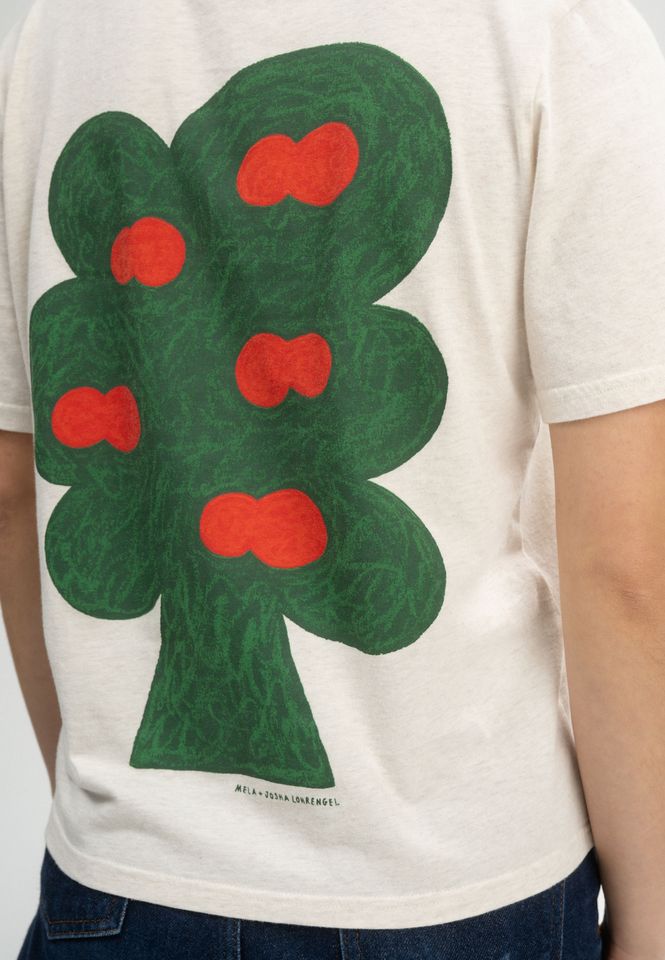 T-Shirt Tanika Print Artist Edition Josha cream melange / succo di mela von MELAWEAR