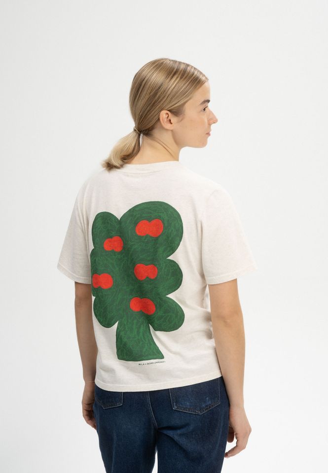 T-Shirt Tanika Print Artist Edition Josha cream melange / succo di mela von MELAWEAR