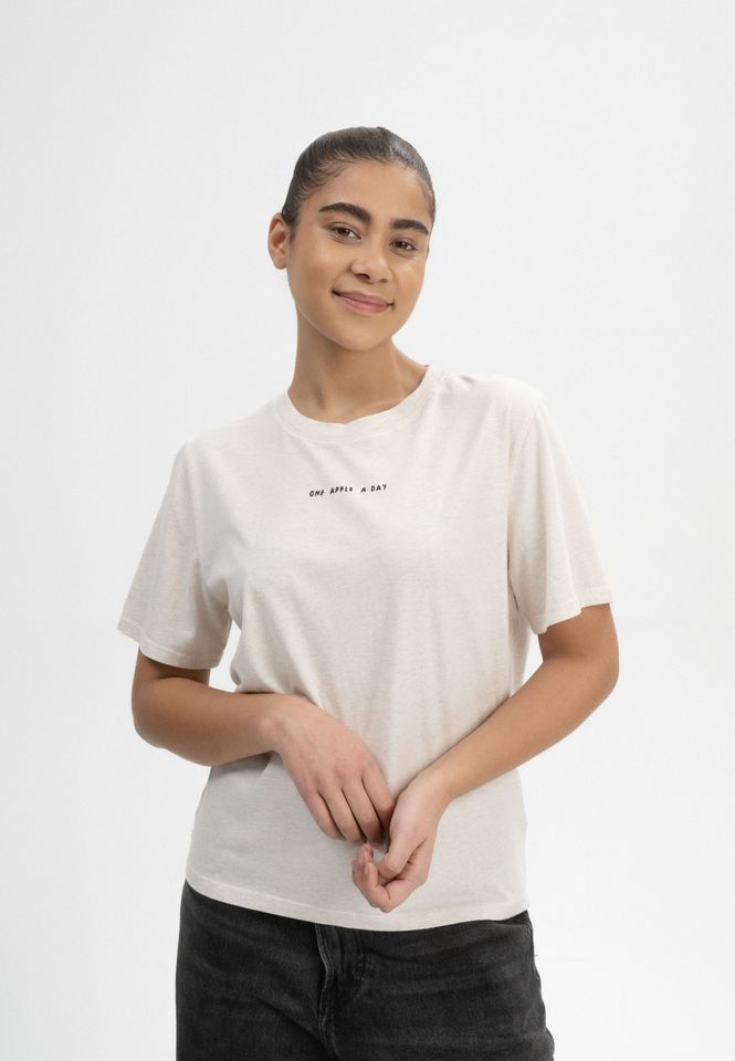 T-Shirt Tanika Print Artist Edition Josha crean melange / one apple a day von MELAWEAR