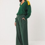 Hose Nia dark green von SKFK