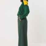 Hose Nia dark green von SKFK