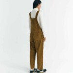Latzhose Luz Cord brown von Thinking MU