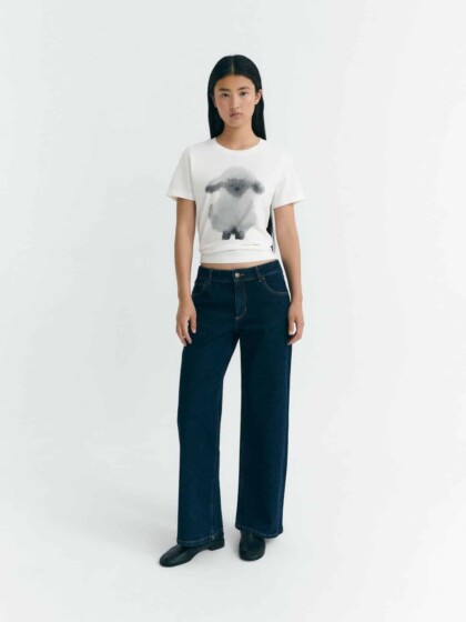 T-Shirt Ida Cloud Sheep white von Thinking MU