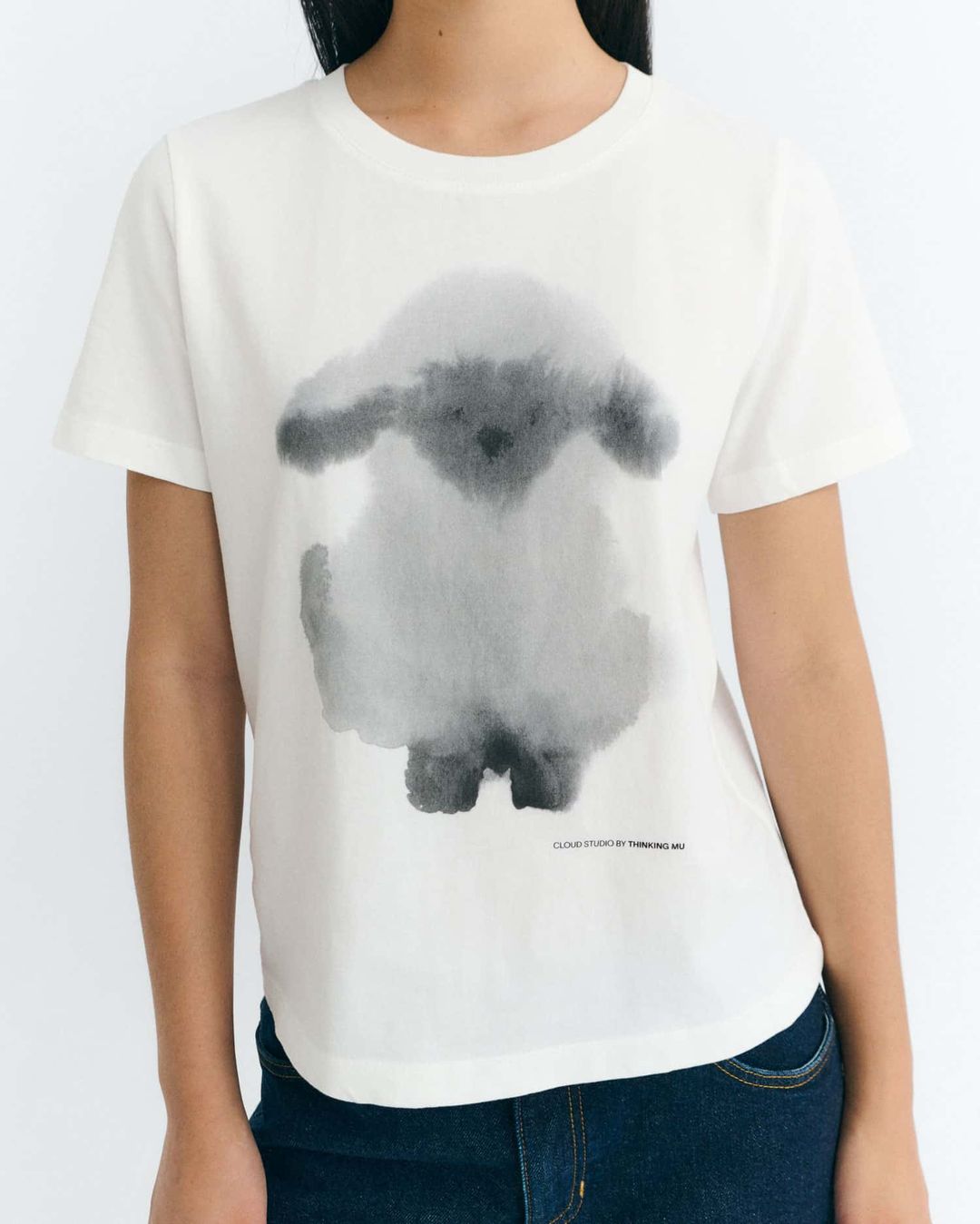 T-Shirt Ida Cloud Sheep white von Thinking MU
