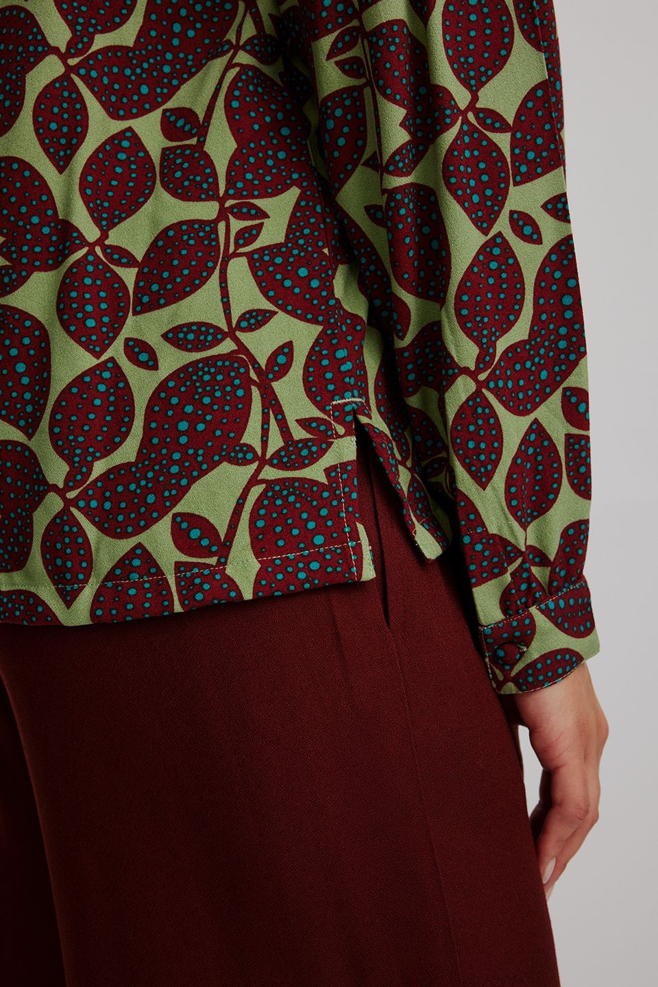 Bluse aus EcoVero™ Viskose botanic von Tranquillo