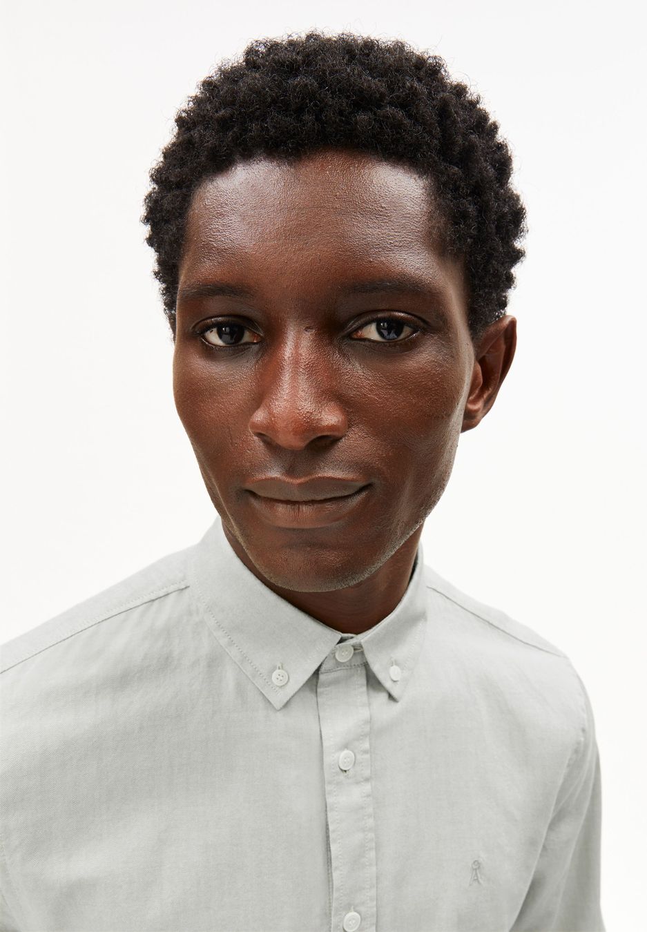 Hemd Quaasa fatigue green von Armedangels