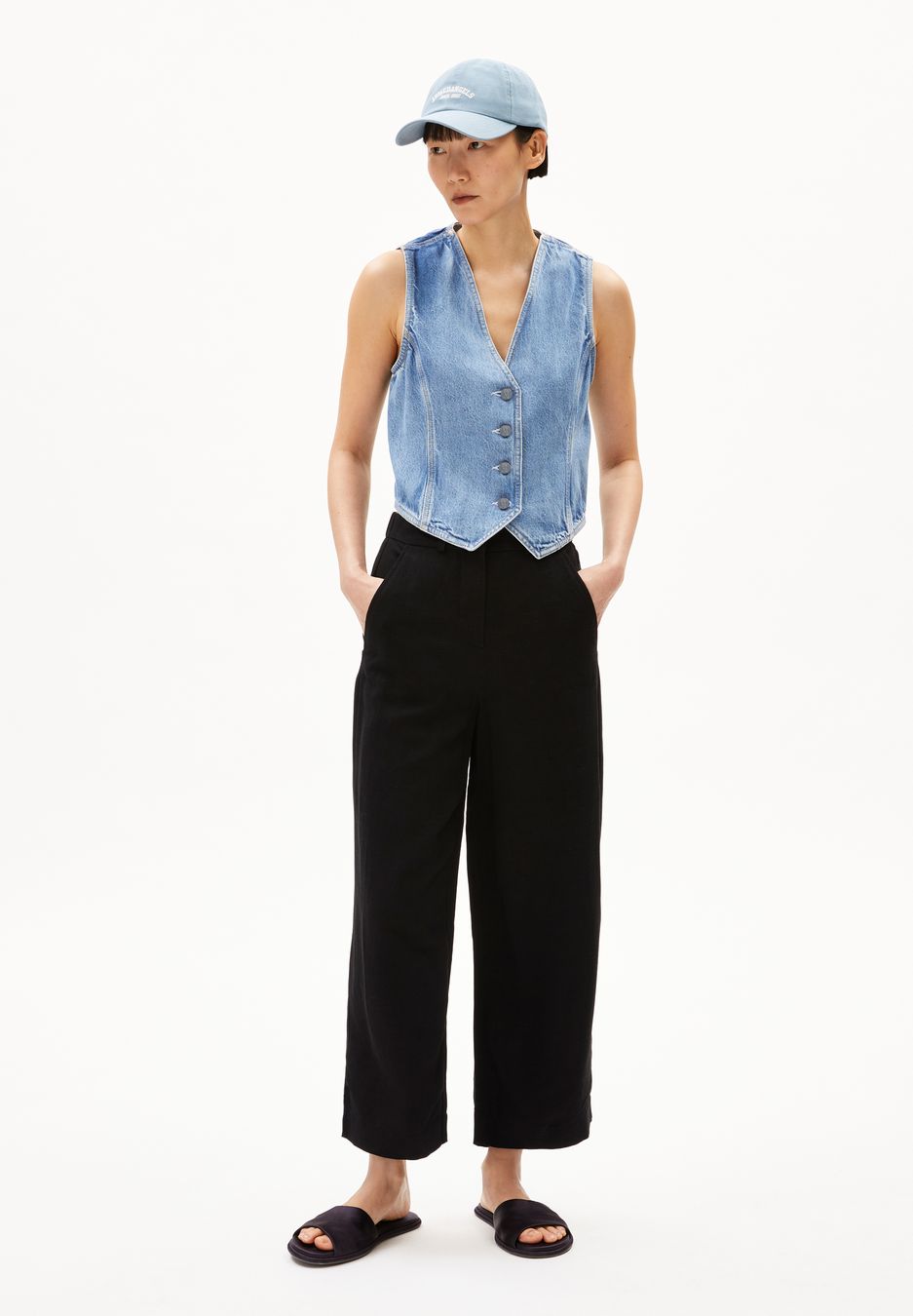 Hose Caarunus Lino black von Armedangels