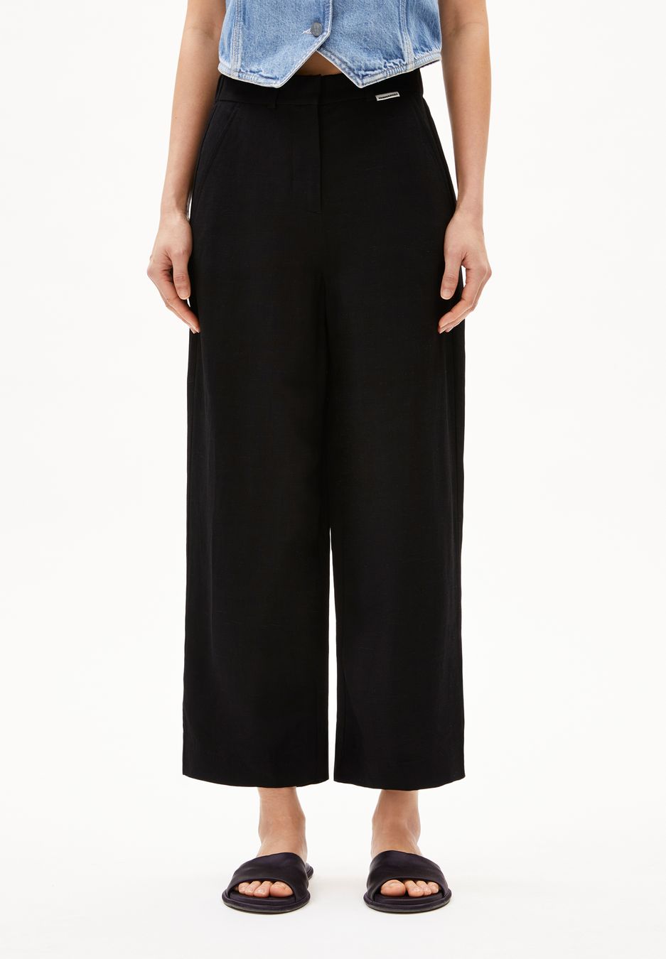 Hose Caarunus Lino black von Armedangels