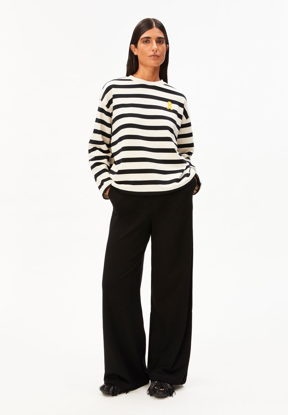 Sweatshirt Iconic Å Frankaa Bold undyed-black von Armedangels