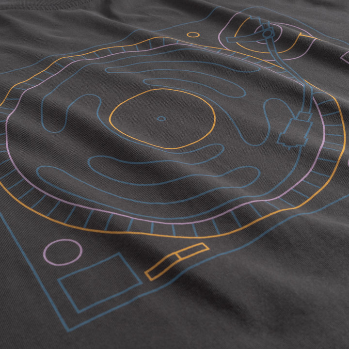 T-shirt Stockholm Turntable Lines forged iron von Dedicated.