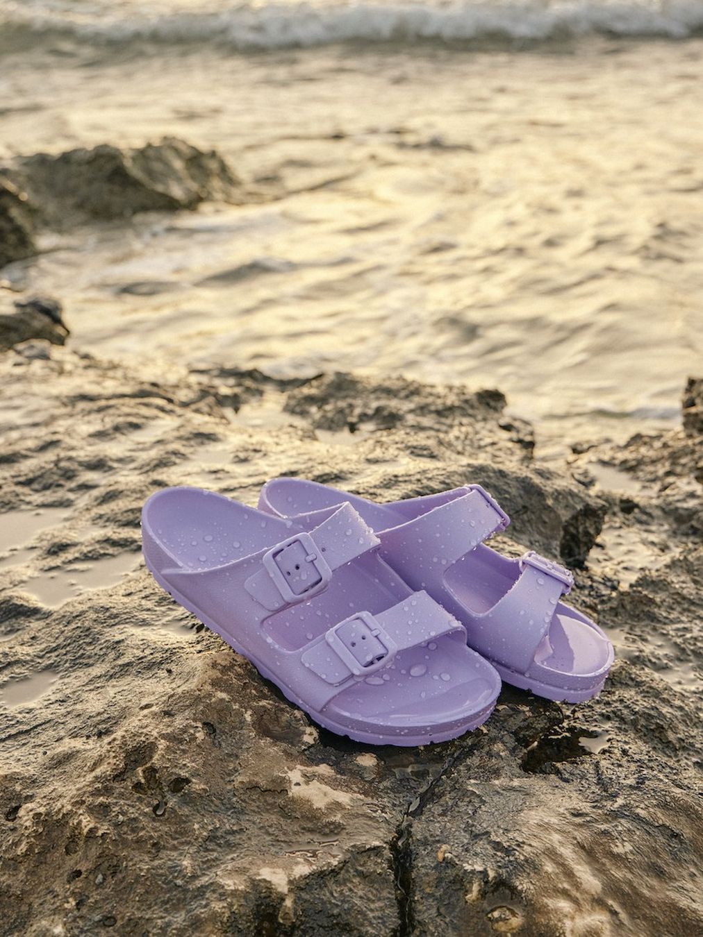 Sandale Pool Two Buckle pastel-lila von Grand Step Shoes