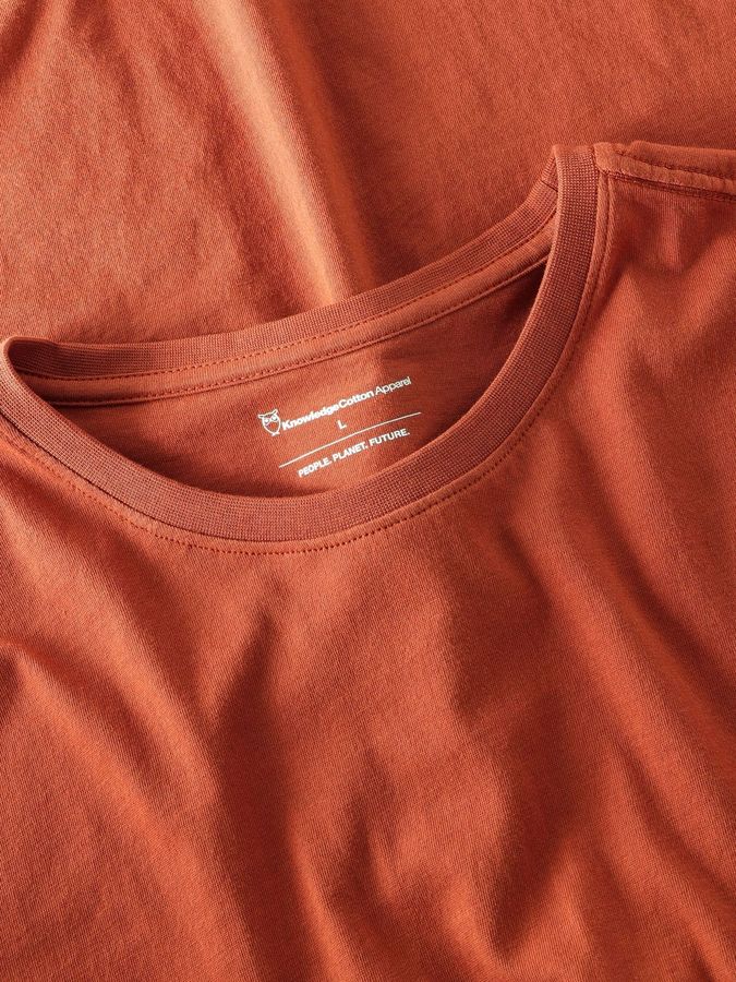 Basic T-shirt burnt brick von KnowledgeCotton Apparel