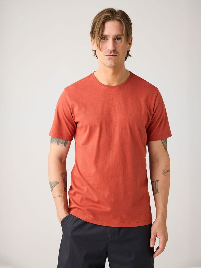Basic T-shirt burnt brick von KnowledgeCotton Apparel