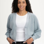 Rippstrick Cardigan Bhuma cloudy blue von MELAWEAR
