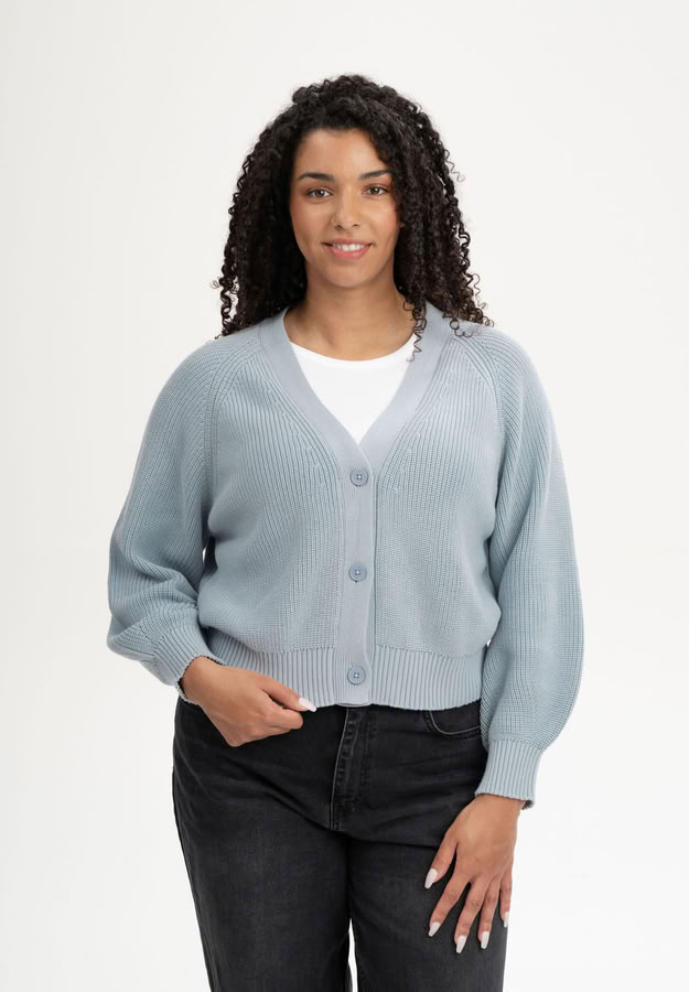Rippstrick Cardigan Bhuma cloudy blue von MELAWEAR