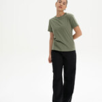 T-Shirt Khira thymian von MELAWEAR