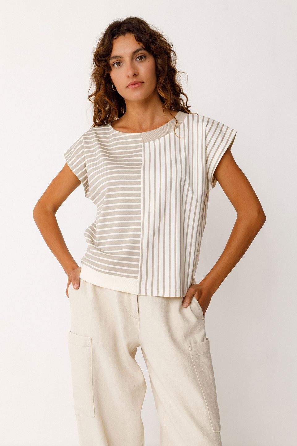 Strickshirt Ekai beige von SKFK Strickshirt Ekai beige von SKFK