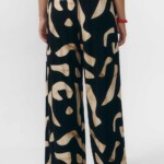 Hose Yala Print black von Suite13 LAB