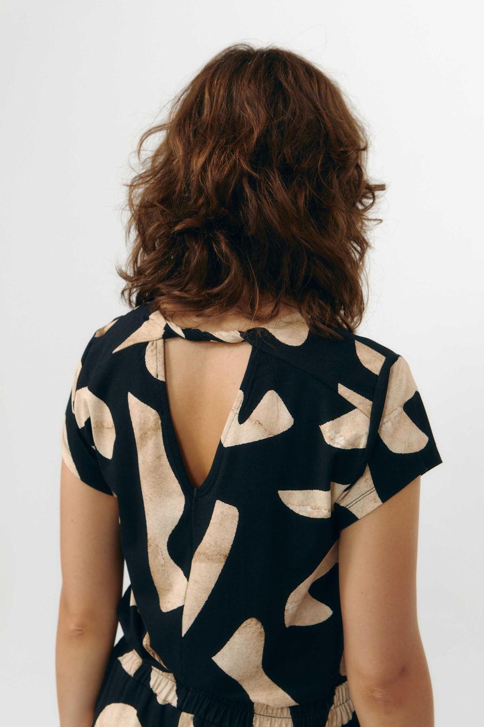 Top Tambre Print black von Suite13 LAB