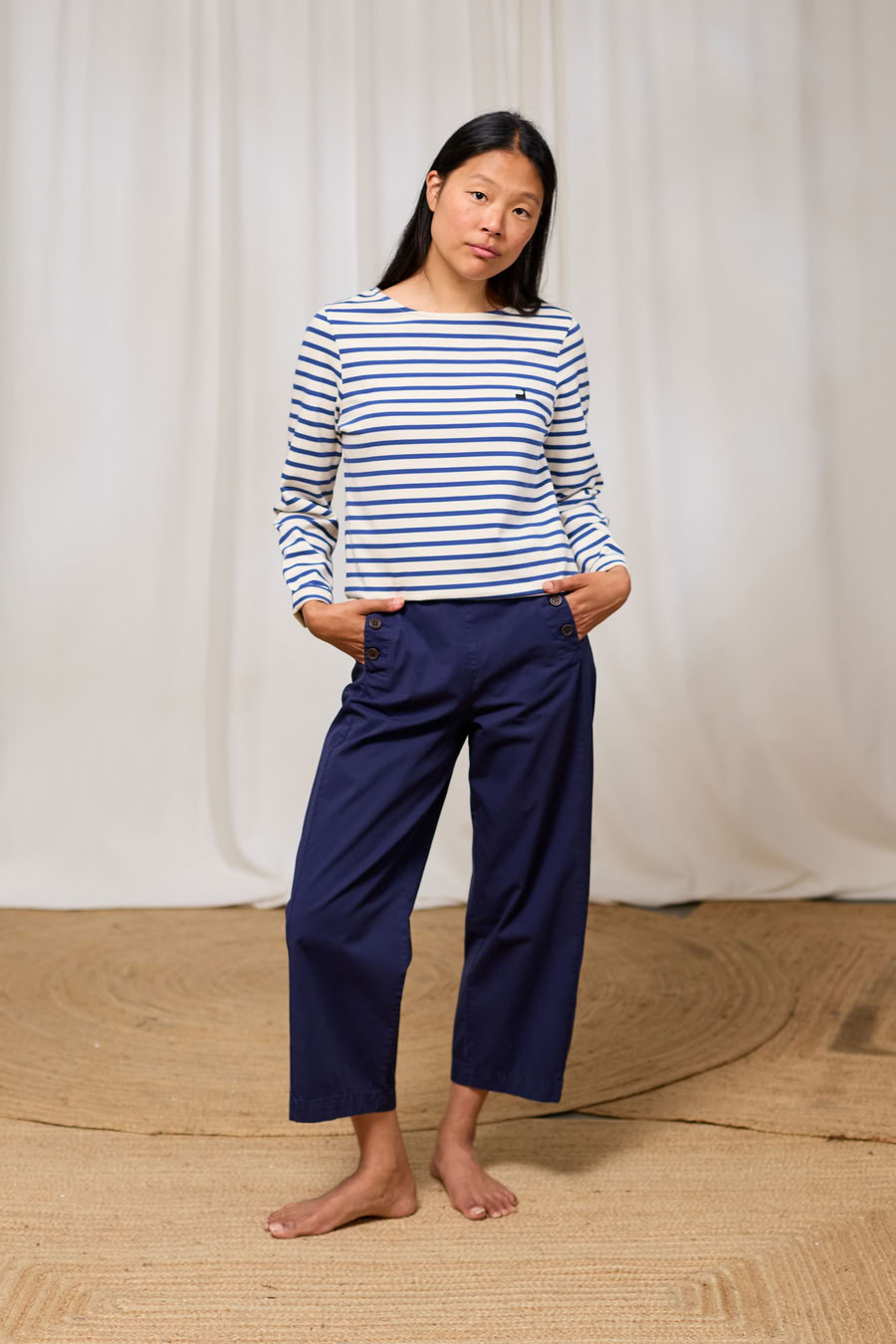 Hose Ulva dark navy von TWOTHIRDS