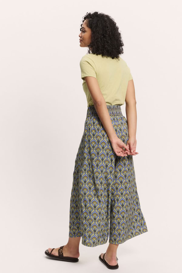 Hose Vickyy green tulip von Tranquillo