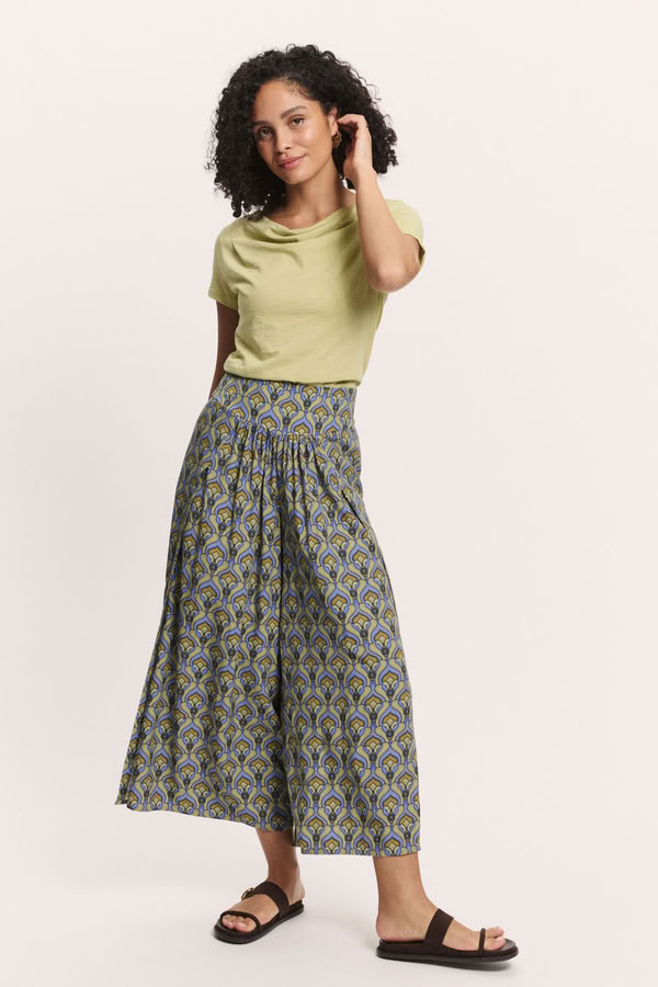 Hose Vickyy green tulip von Tranquillo