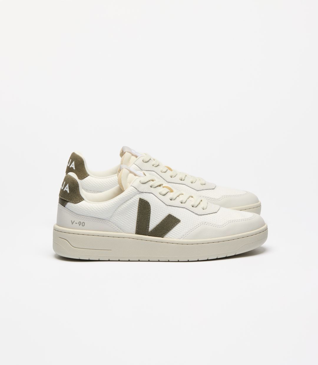 Sneaker V-90 Mesh white_kaki von VEJA