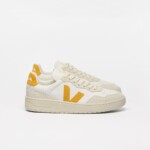 Sneaker V-90 white_safran von VEJA