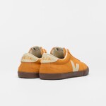 Sneaker Volley mango_calcaire_bark von VEJA