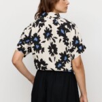 Bluse Ocra Bloom electric blue von recolution