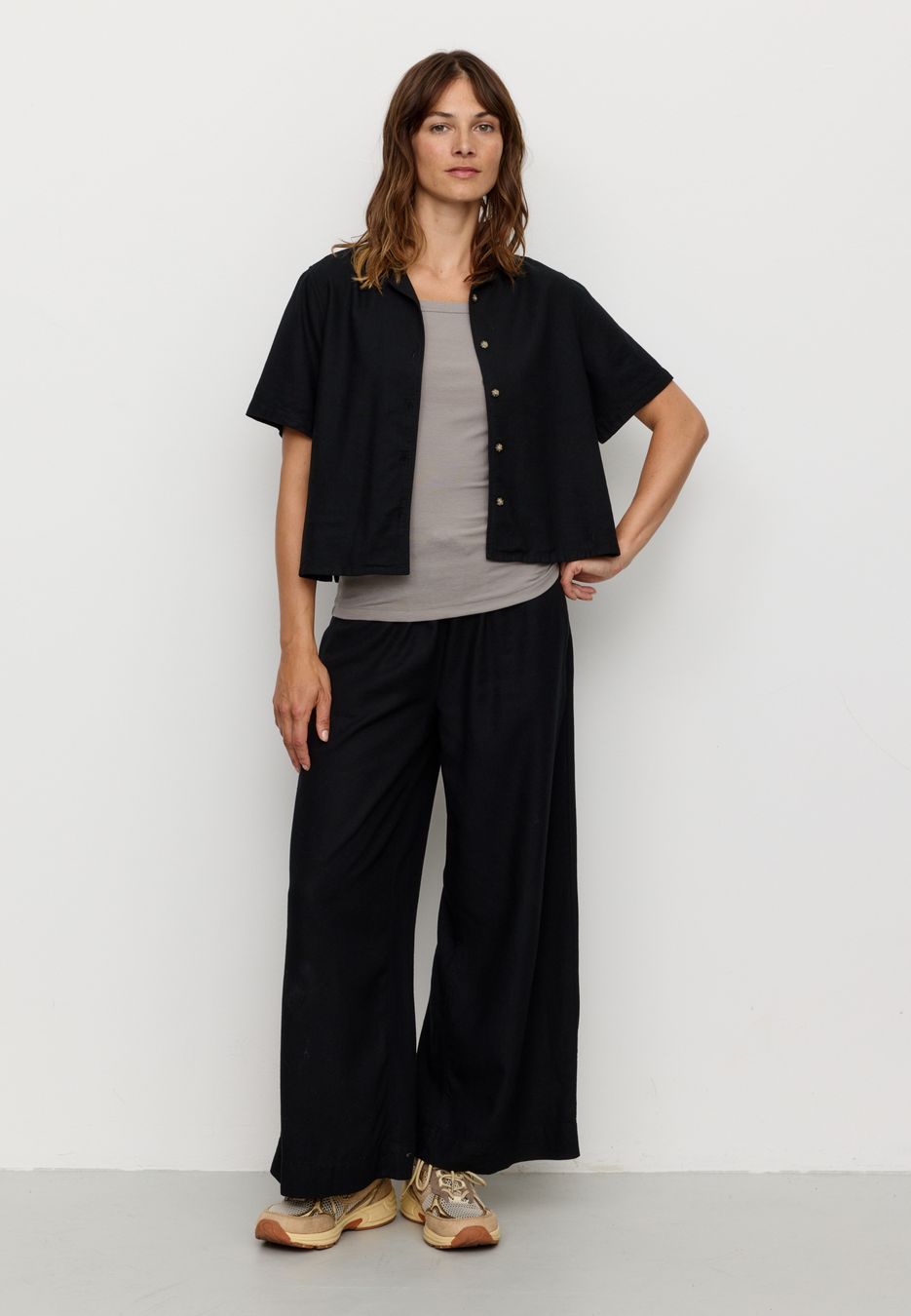 Hose Alisma black von recolution